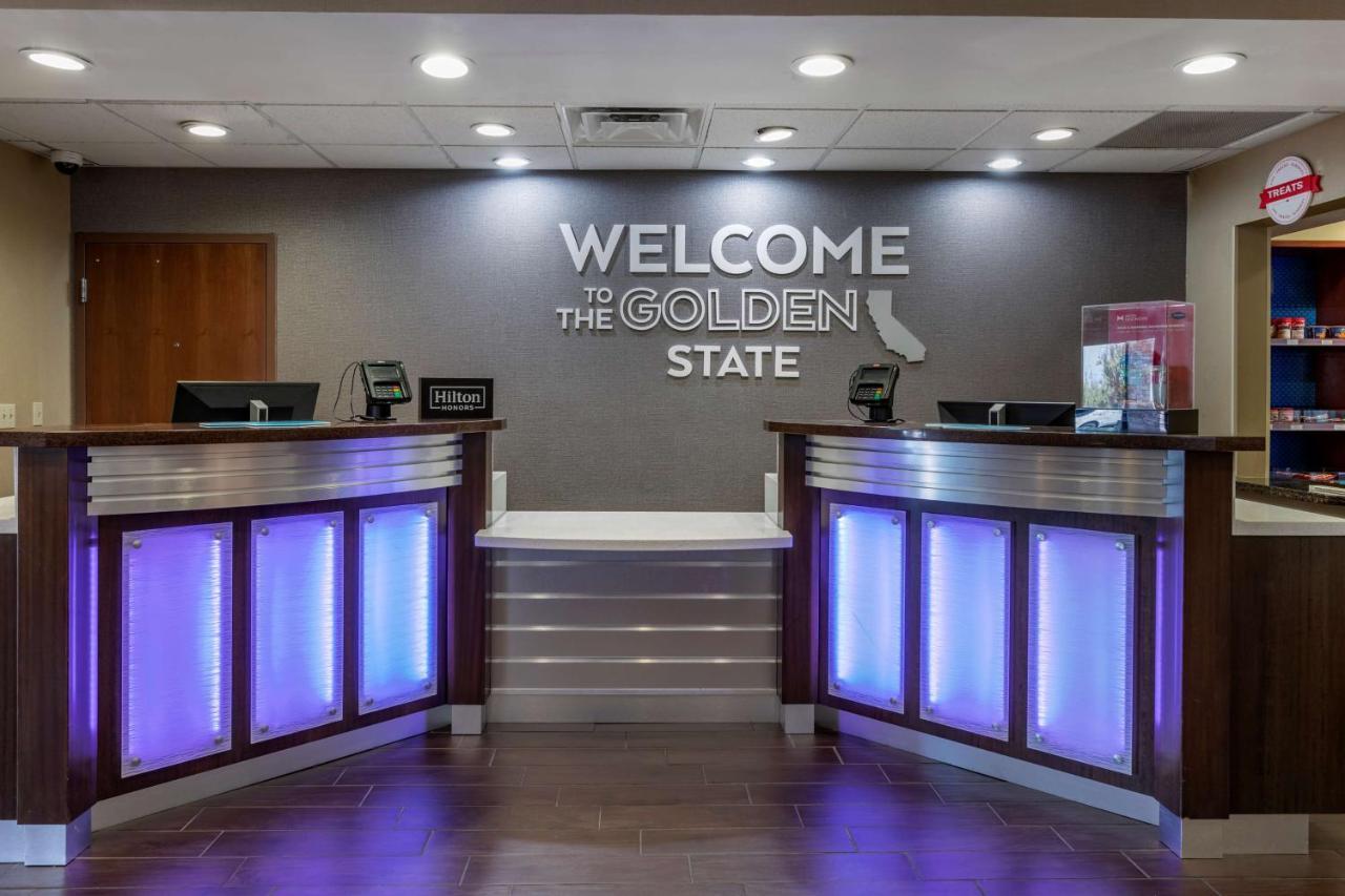 Hampton Inn Norco/Corona Eksteriør billede